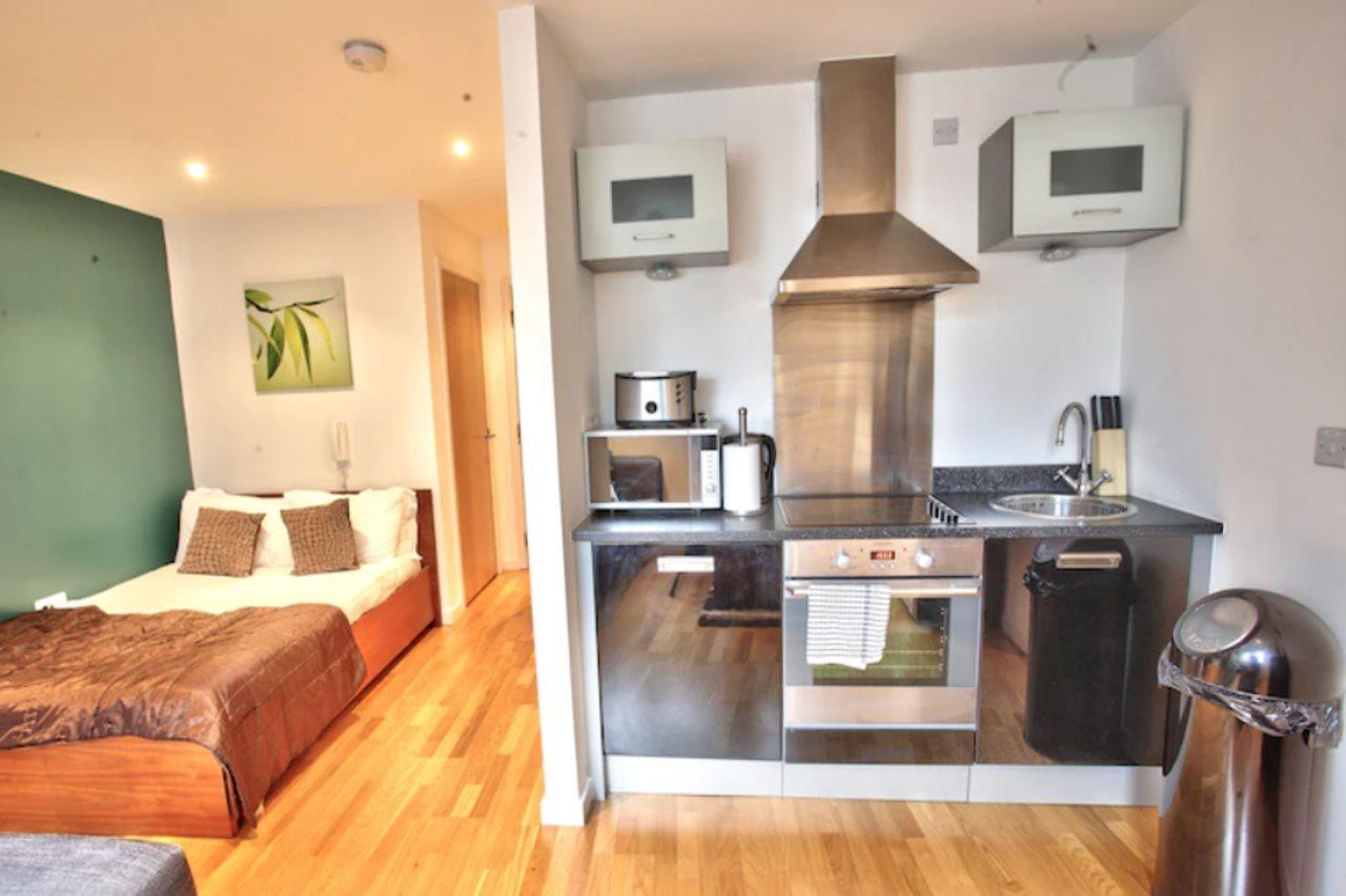 Quay Apartments Leeds 리즈 외부 사진