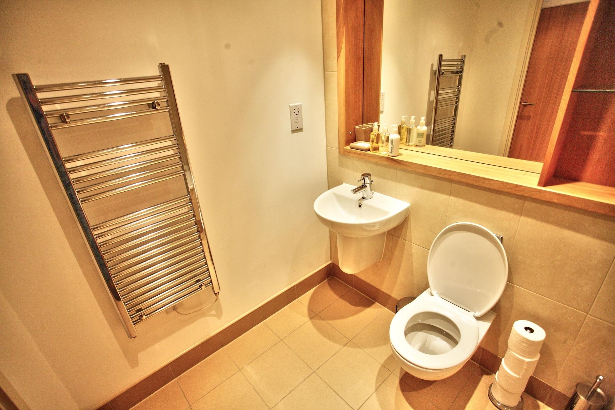 Quay Apartments Leeds 리즈 외부 사진