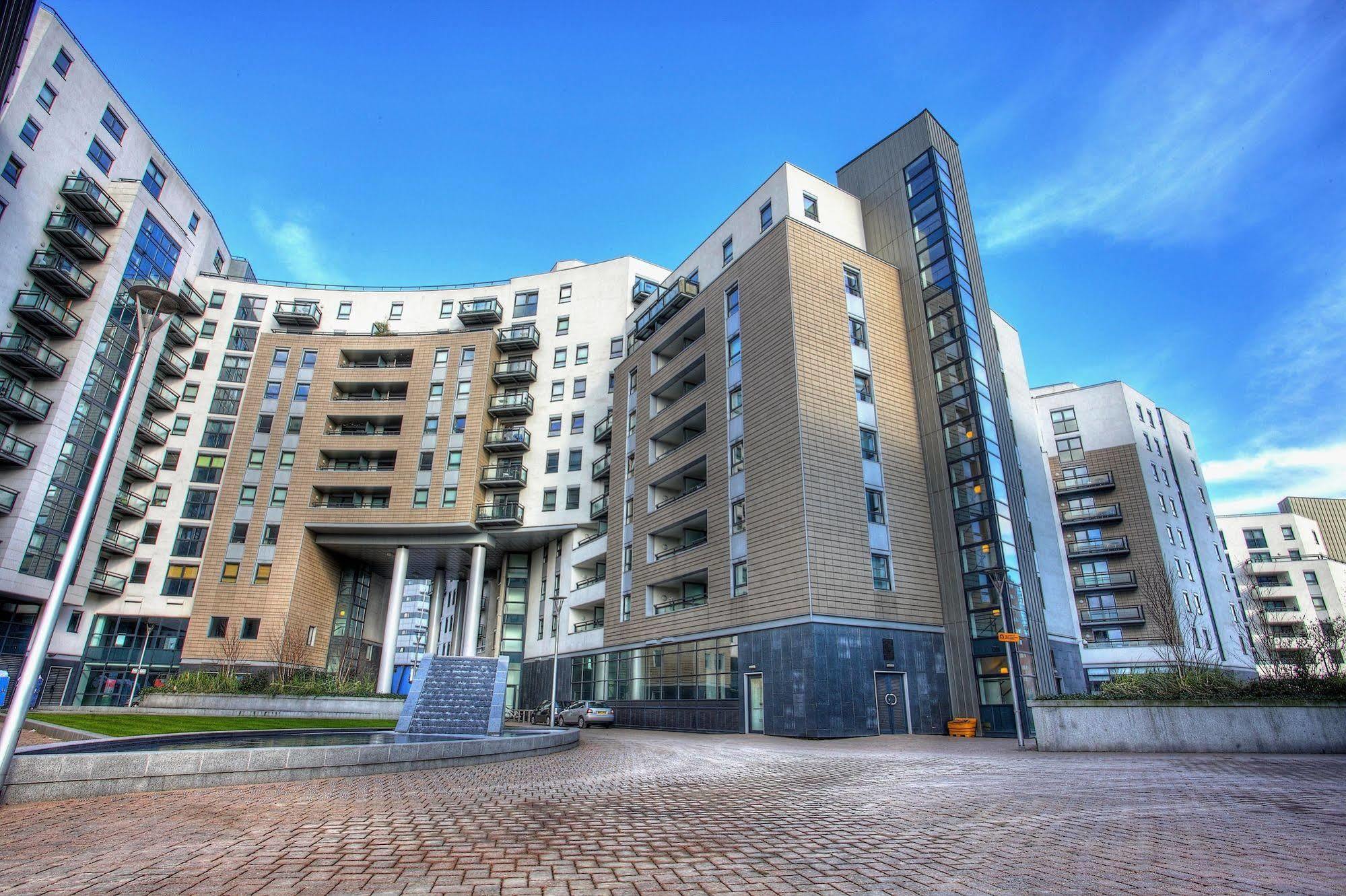 Quay Apartments Leeds 리즈 외부 사진