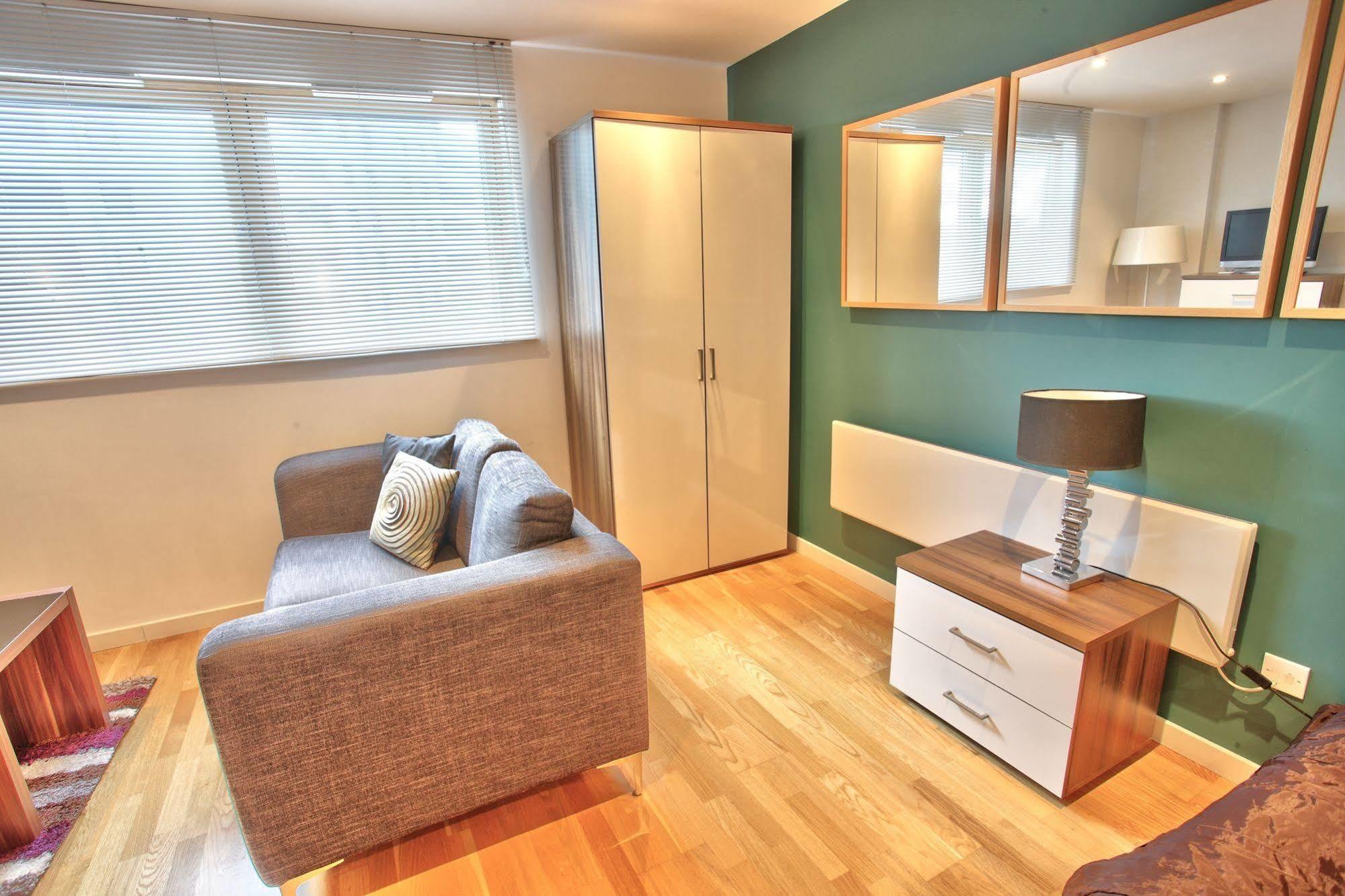 Quay Apartments Leeds 리즈 외부 사진