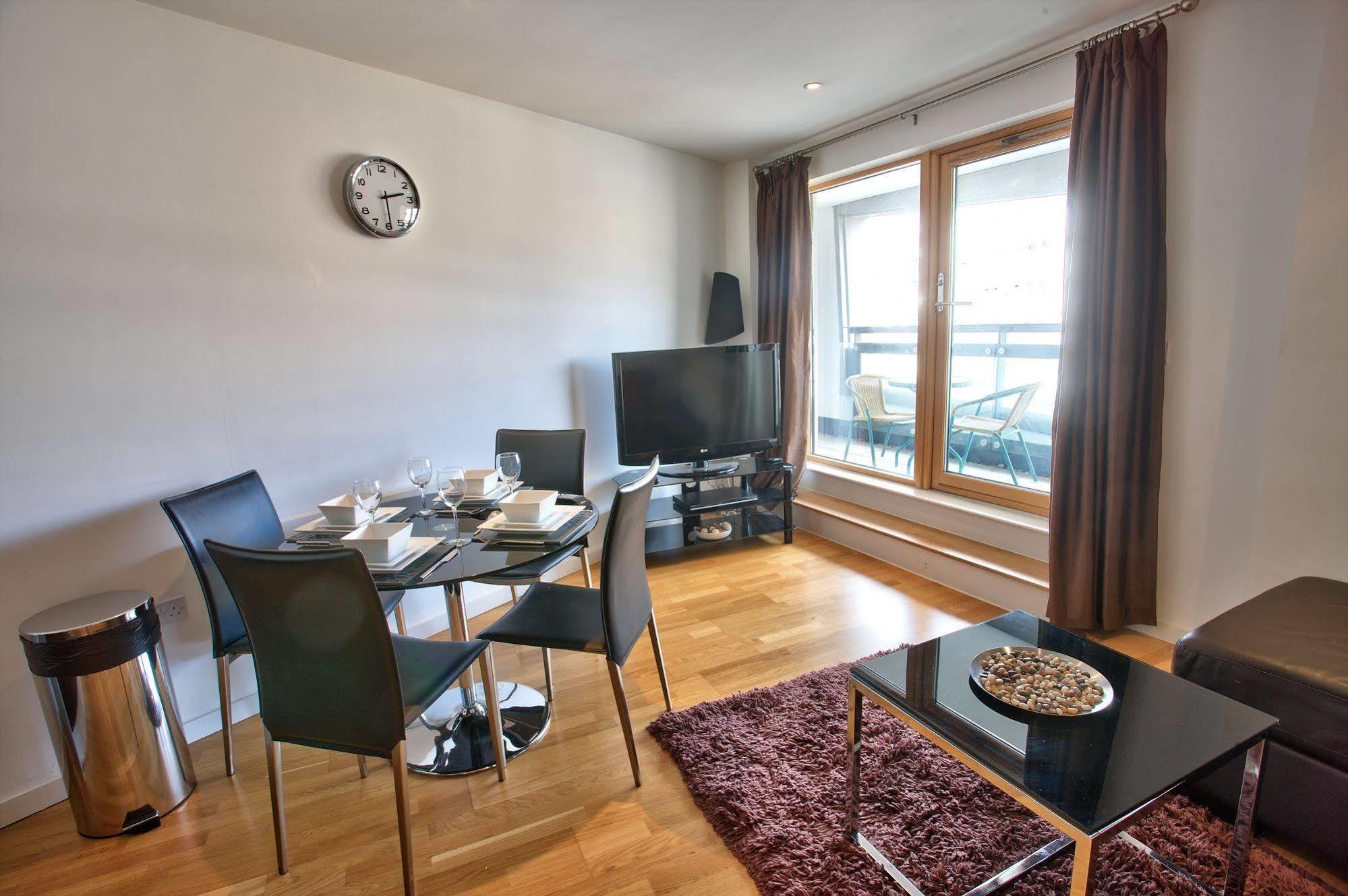 Quay Apartments Leeds 리즈 외부 사진
